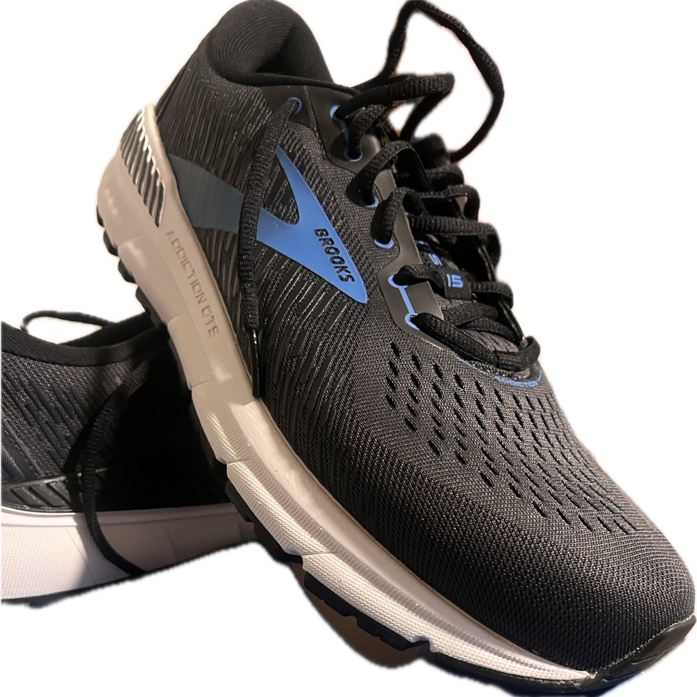 Brooks Addiction GTS 15